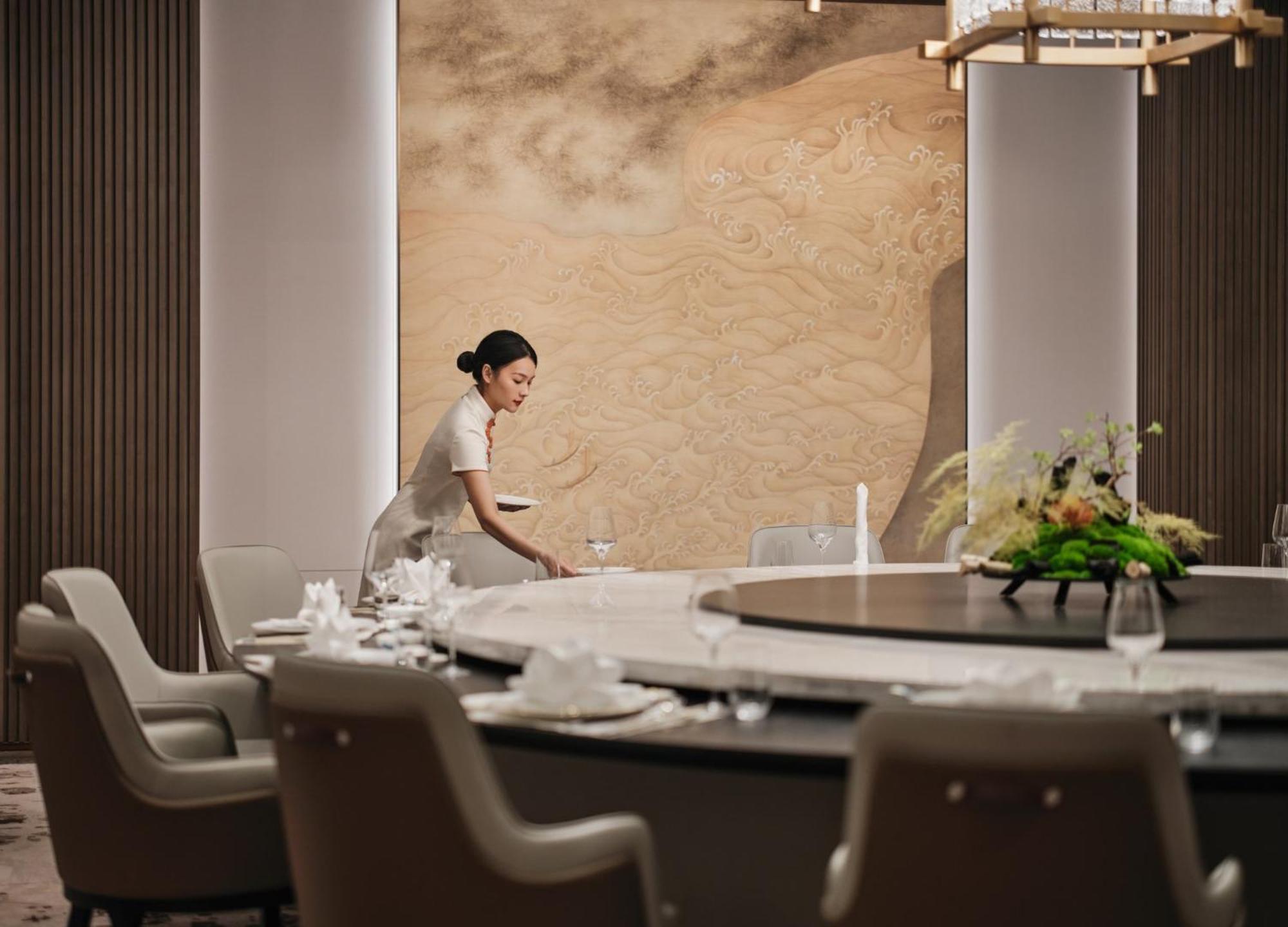The Azure Ningbo, Vignette Collection Hotel Екстериор снимка
